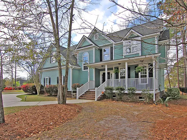 8891 E Fairway Woods Cir, North Charleston, SC 29420
