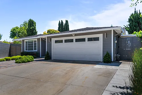 3438 Fife Way Photo 1
