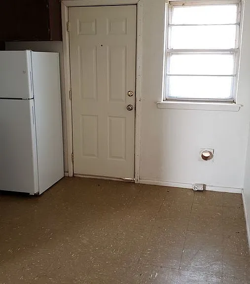619 S Crosby St — Photo 6