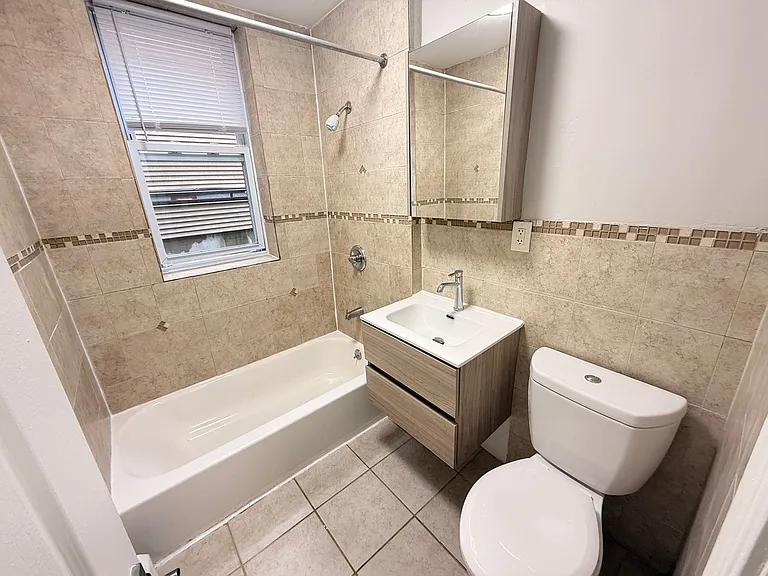 6208 Palisade Ave #3E — Photo 6