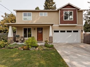 10035 SE Clinton St, Portland, OR 97266