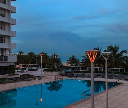 2nd image of 100 Lincoln Rd #943