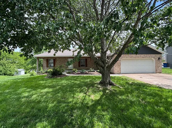 7 Jason Ridge Dr, Washington, MO 63090