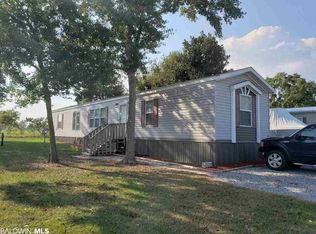 1932 Ridgewood Dr, Lillian, AL 36549