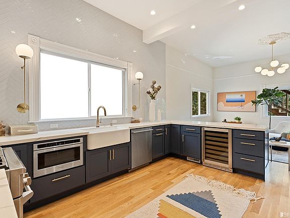 4th image of 3047 California St