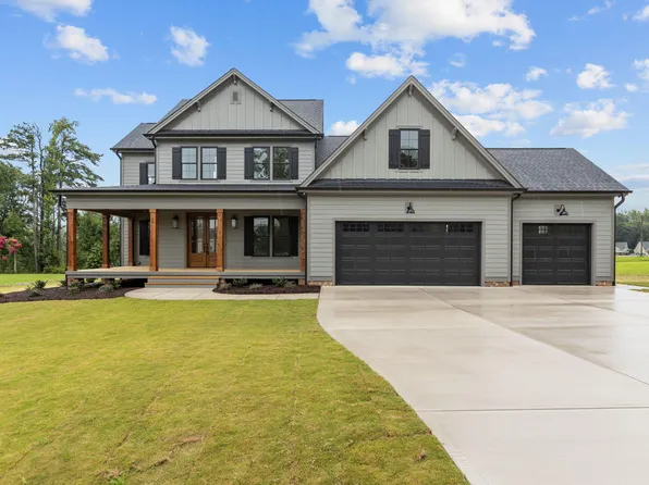60 Lane Farms Way, Holly Springs, NC 27540