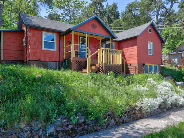 500 E 14th St, The Dalles, OR 97058