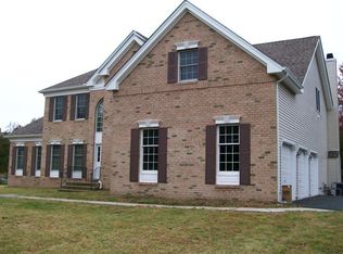 22 Creekside Rd, Hopewell Junction, NY 12533