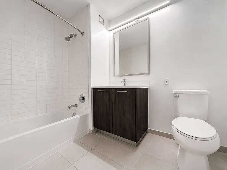 1524 Sheepshead Bay Rd #17B — Photo 11