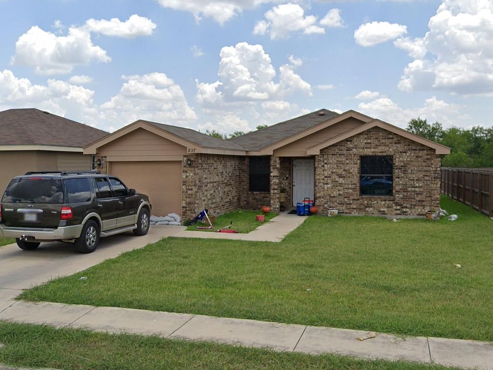 1st image of 837 Alexandria Ave #1200
