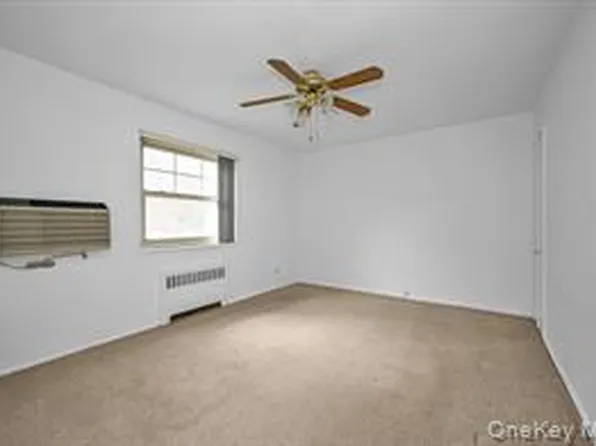 251-16 60th Avenue image 5 of 8