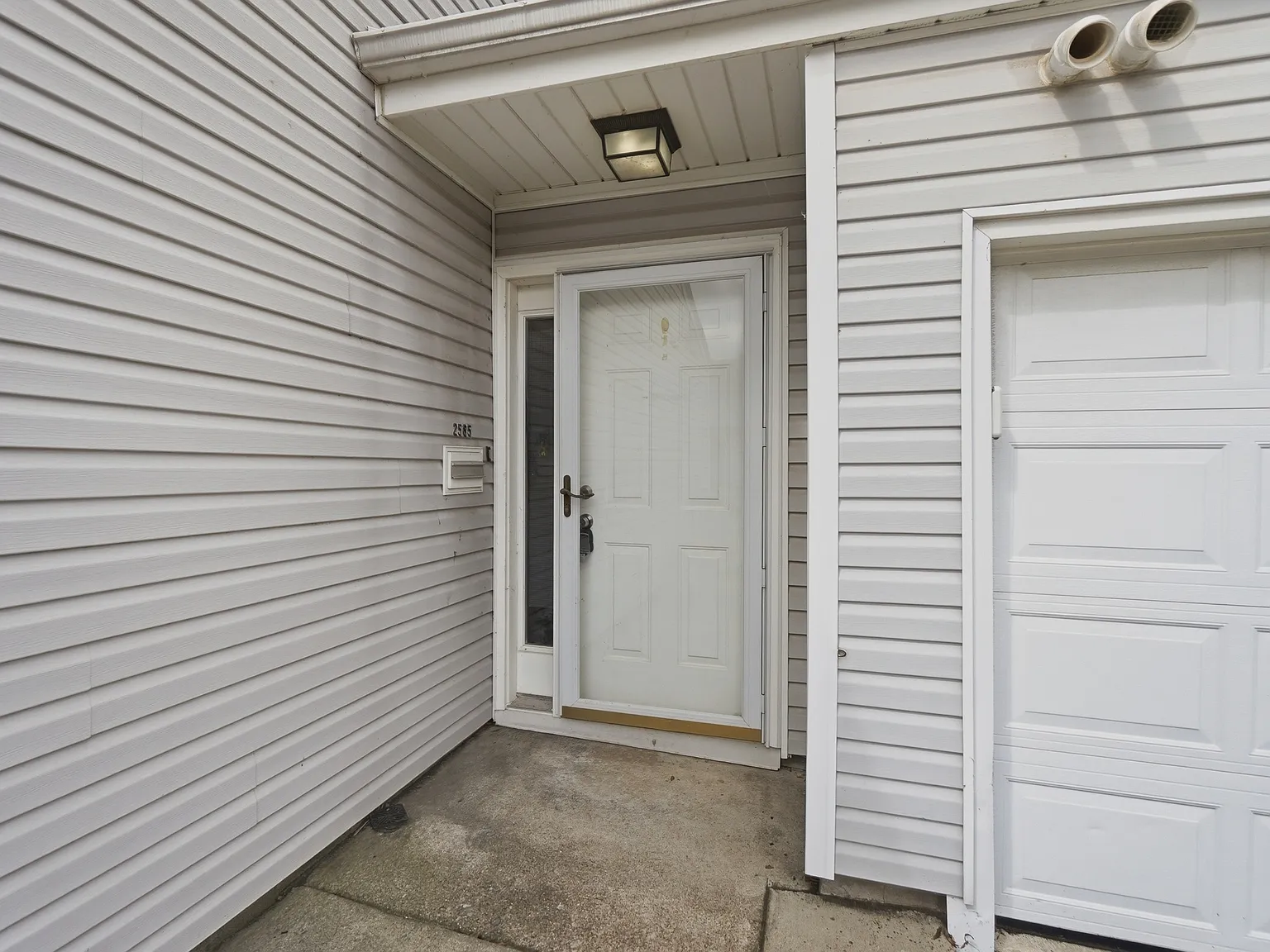 2585 West Village Drive - 1 — Photo 2