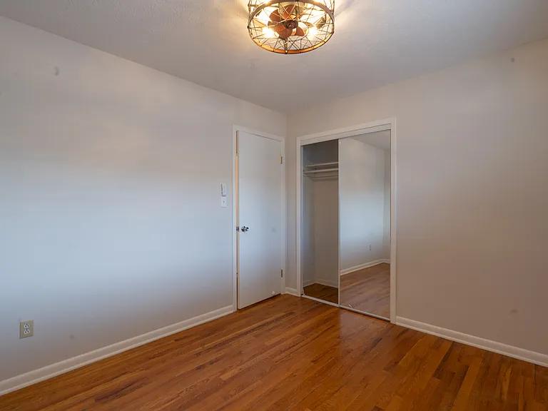 5970 Mayflower Ave — Photo 10