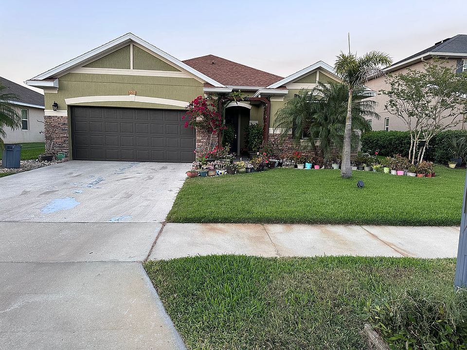 1st image of 152 Pergola Pl