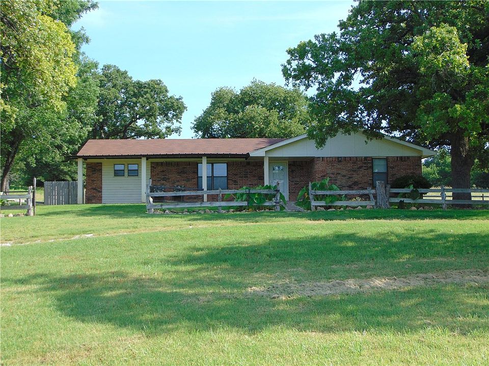 1st image of 1050 County Road 1596