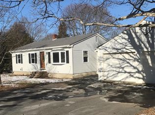 8 Willow St, Kingston, MA 02364