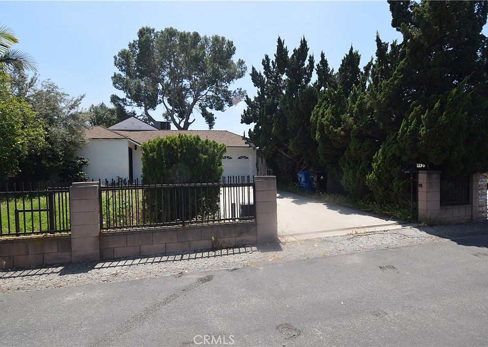 1st image of 9930 Saticoy St