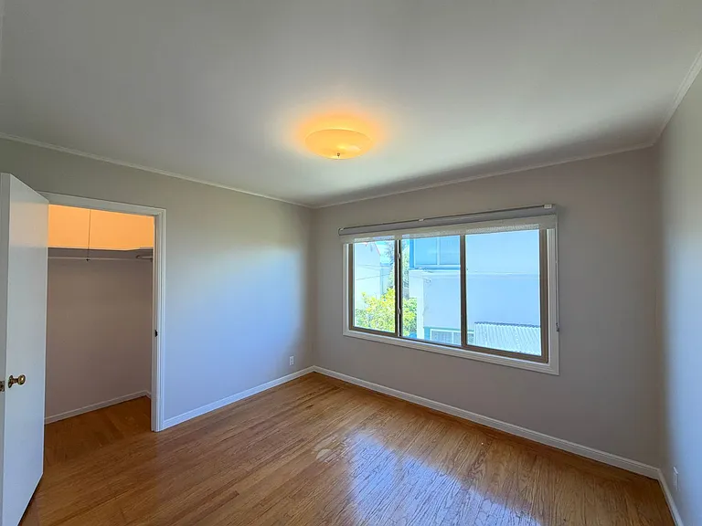 955 Lawton St — Photo 16