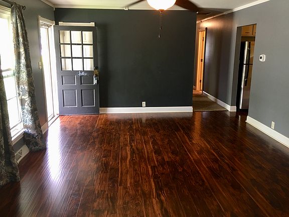 4th image of 1303 S 1st St