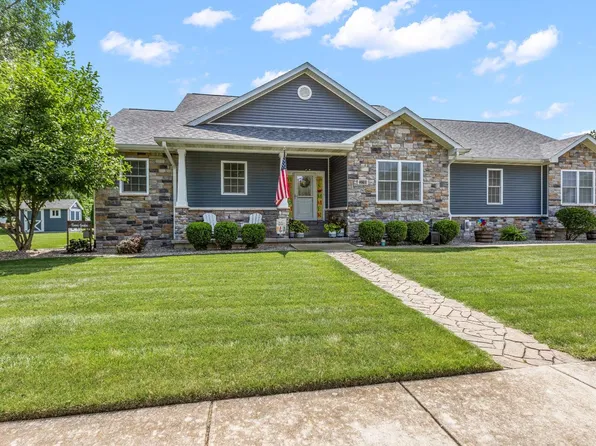 4081 Timberland Dr, Chesterton, IN 46304