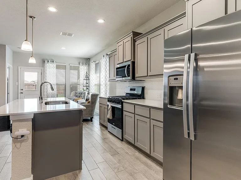 1808 Eridanus Dr — Photo 3