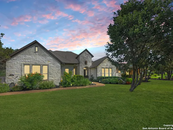 948 Woodland Oaks, New Braunfels, TX 78132
