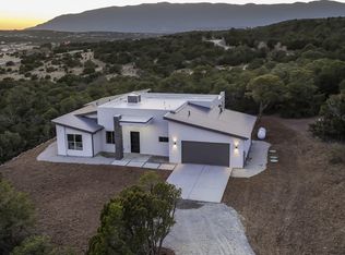 15 Pinon Ridge Rd, Tijeras, NM 87059