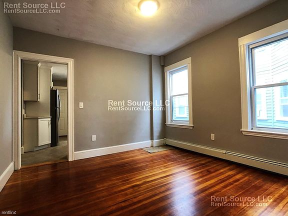 24 Belknap St. Somerville Building Photo 10 (1)