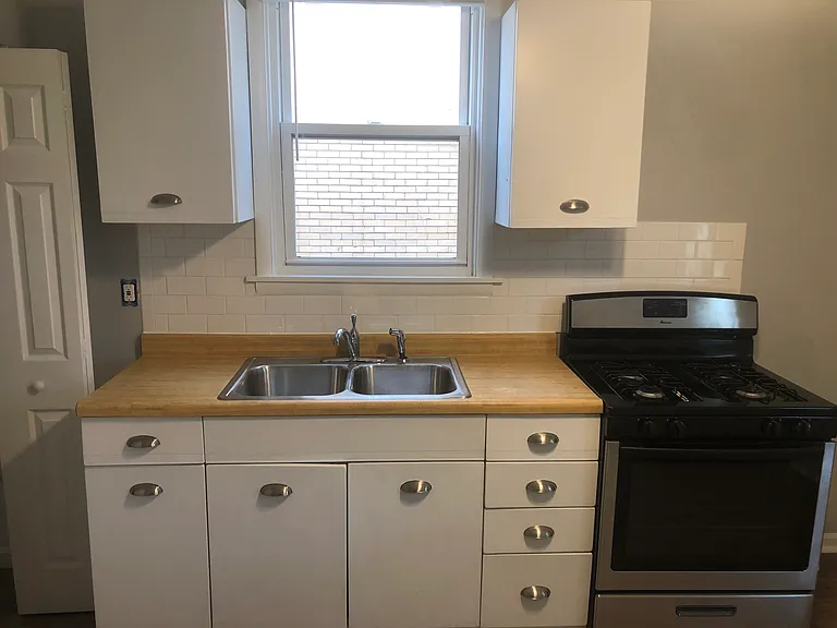 108 Washington Ave #1 — Photo 7