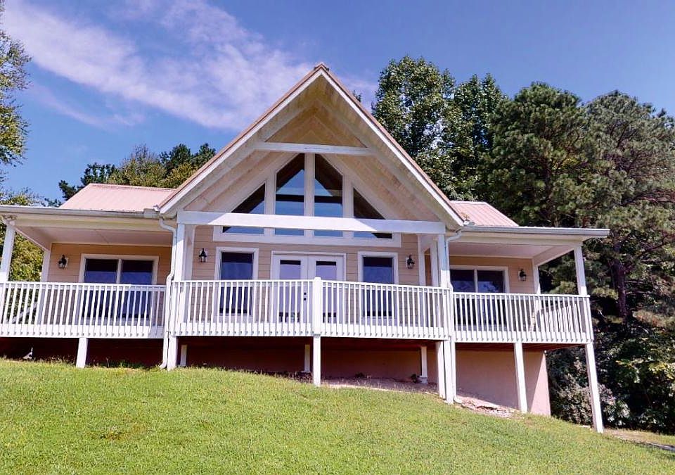 1st image of 90 Willard Ln #90