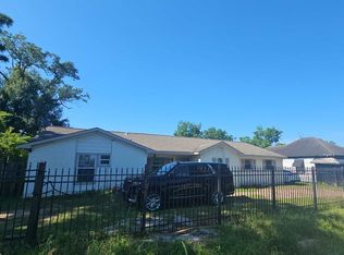 7825 Sparta St, Houston, TX 77028