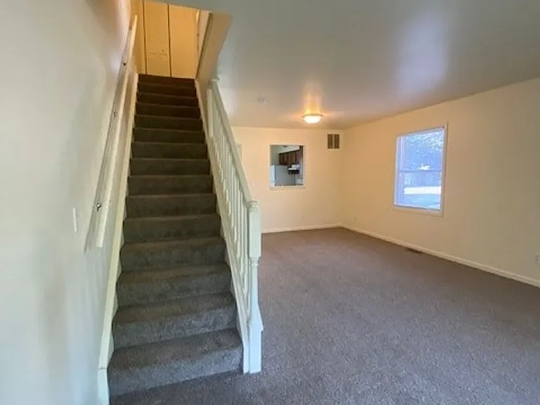 State Place Apartment Homes — Photo 134
