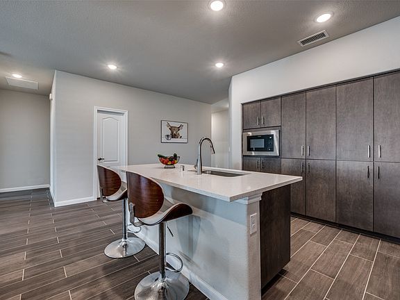 5th image of 1220 Mill Pl
