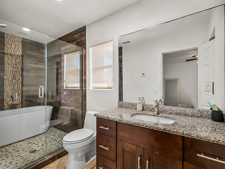 57731 San Tropeze Dr — Photo 42