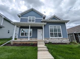 6661 Redpoll Rd, Middleton, WI 53562