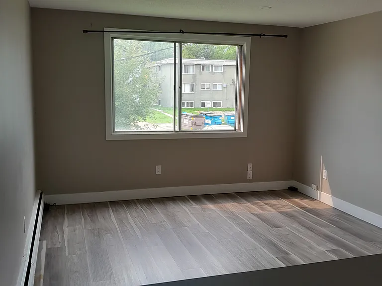 10816 112th St NW #202 — Photo 12
