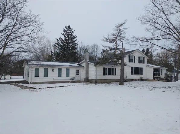 6437 Redman Rd, Brockport, NY 14420