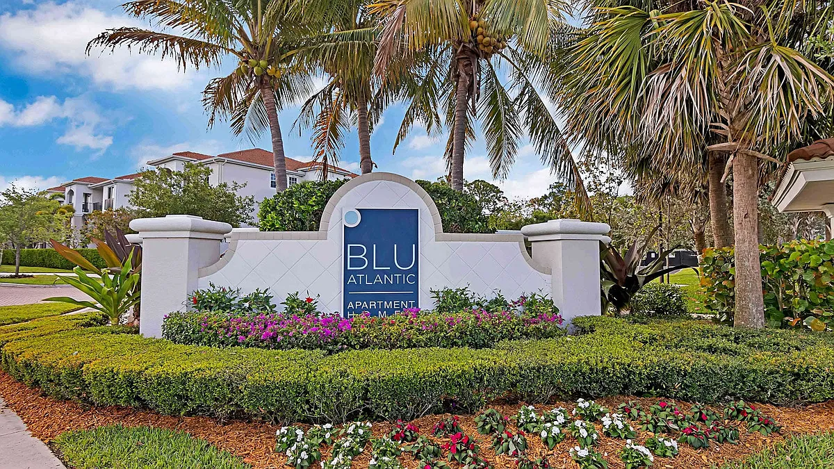 Building Photo - Blu Atlantic