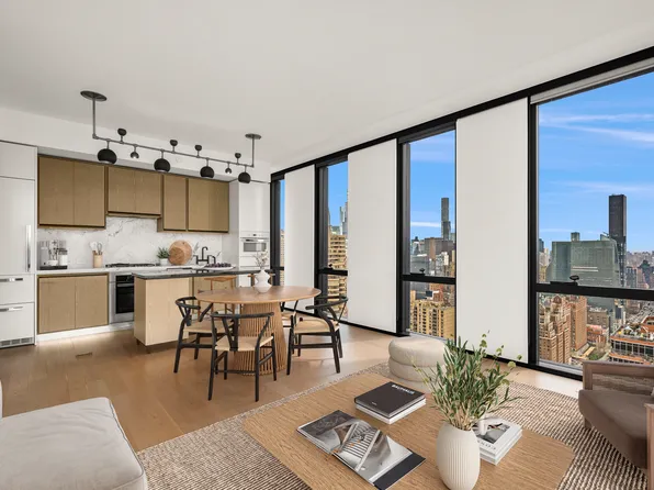 626 1st Avenue image 4 of 38