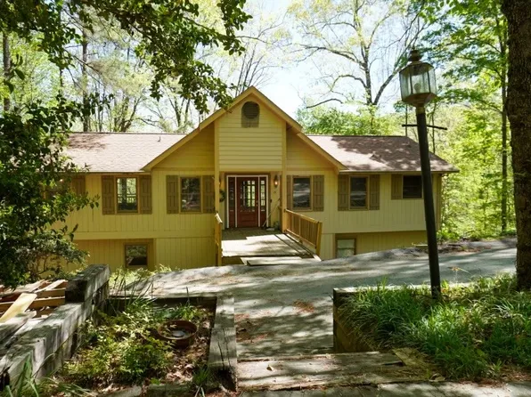 16 Gulf Stream Ln, Salem, SC 29676