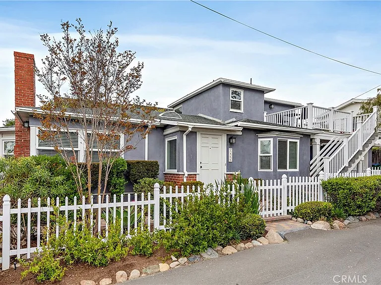 1466 Randall Way — Photo 2