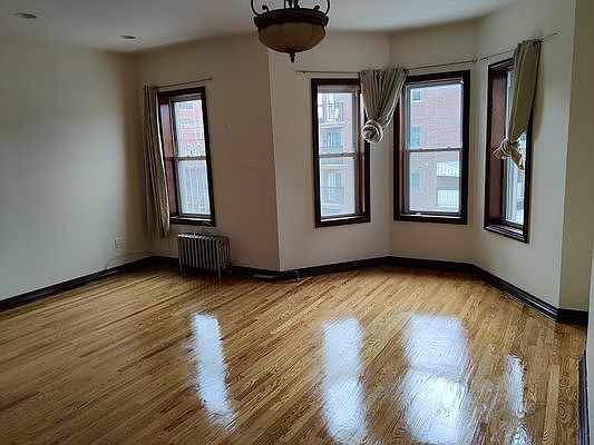 1st image of 4131 18th Ave #2