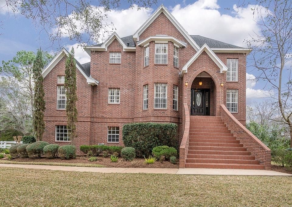 1st image of 408 Richmond Ln