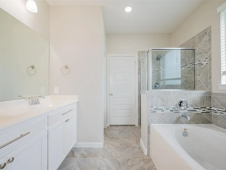 8627 Marble Terrace Ct — Photo 5