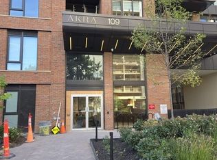 109 Erskine Ave #1009, Toronto, ON M4P 1Y5