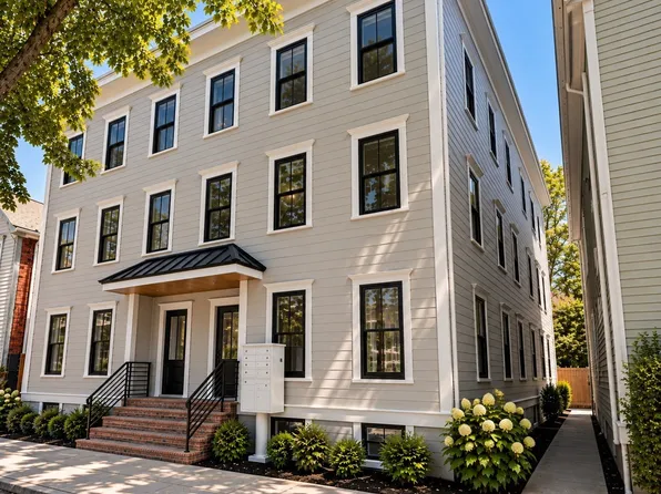 15 Hunting St #6, Cambridge, MA 02141