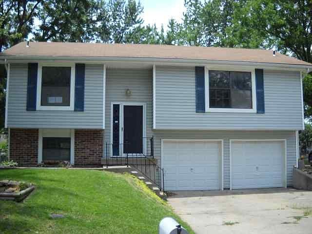 1st image of 2950 S 53rd St