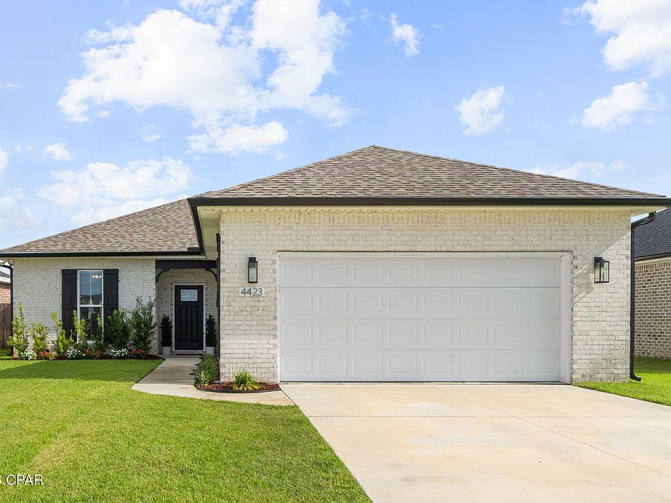 1st image of 4423 Conifer Ln
