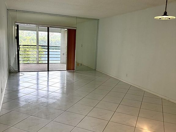3rd image of 9370 SW 8th Street