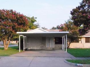700 Willowbrook Dr, Mesquite, TX 75149
